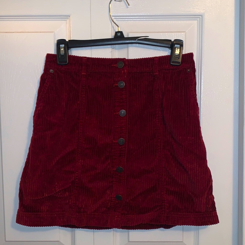 Maroon Abercrombie skirt
